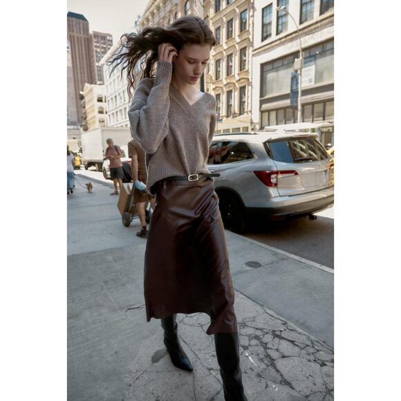 ZARA LEATHER KITTEN HEEL BOOTS - Picture 2 of 6